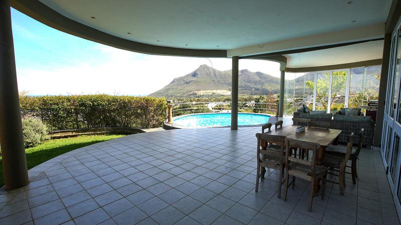 5 Bedroom Property for Sale in Crofters Valley Western Cape